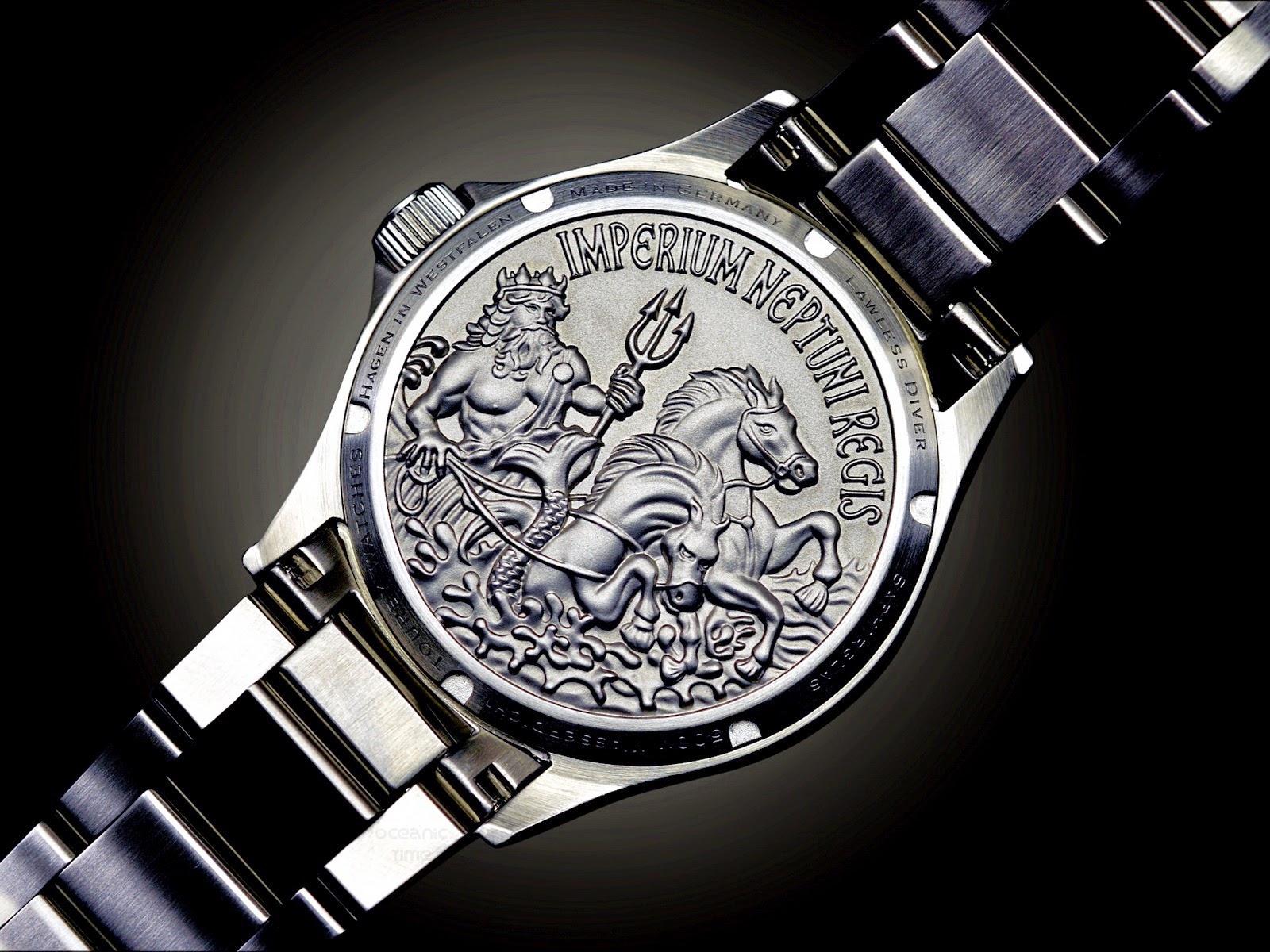 Watch top case back